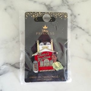 Disney Princess "Tiana's Place" Enamel Pin